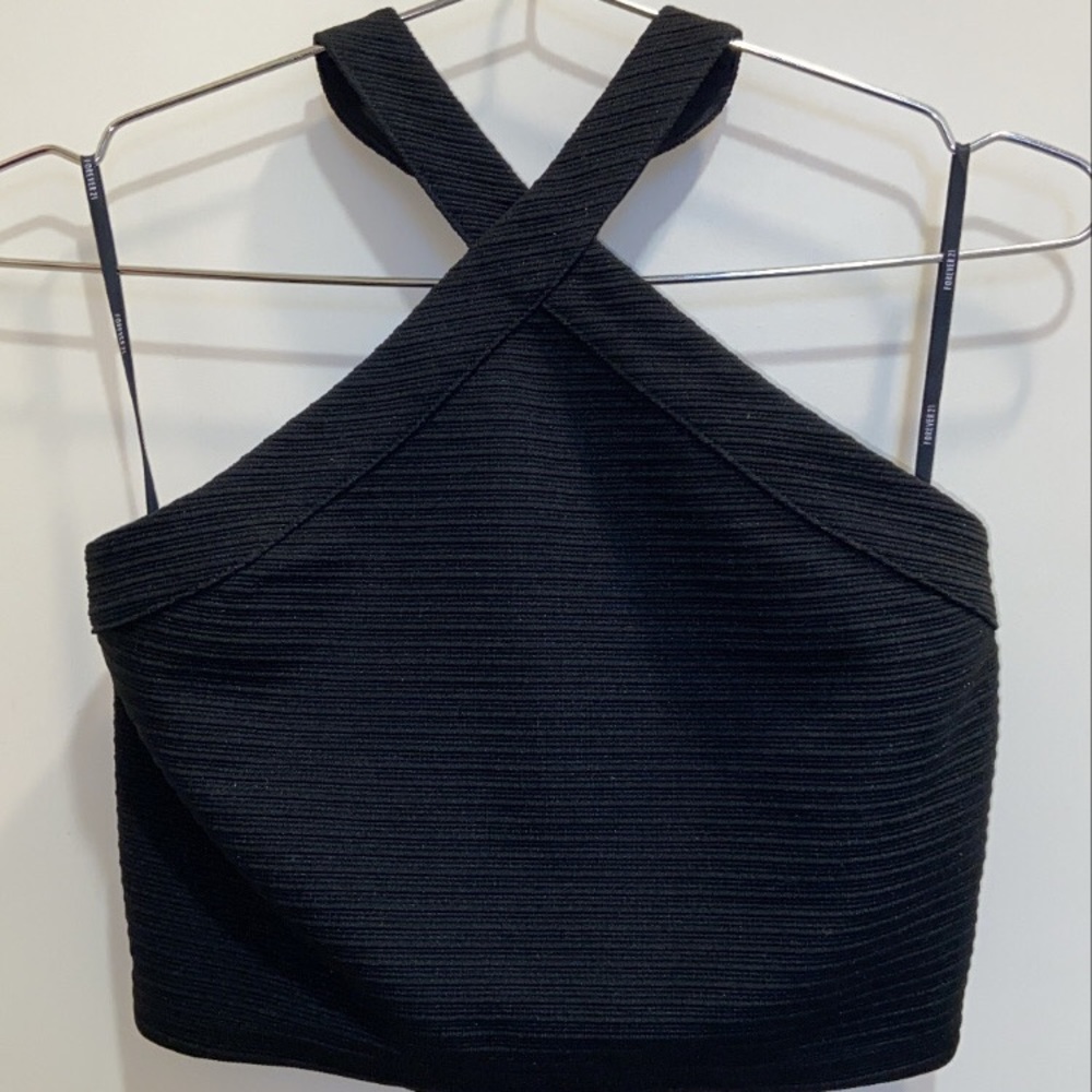 Black cross top F21